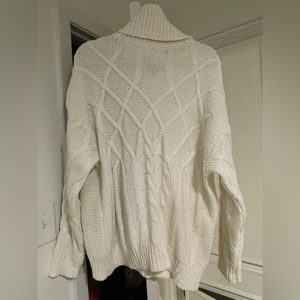 White cable knit sweater
